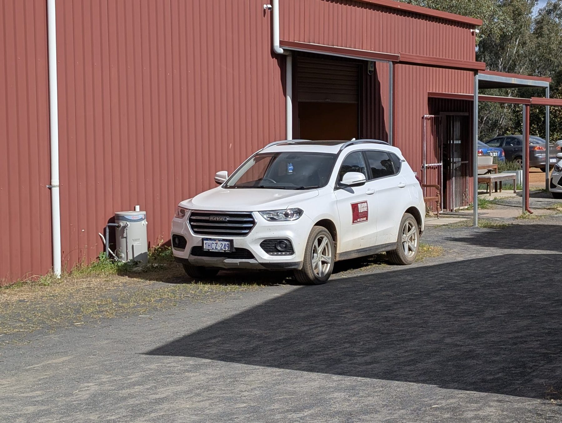 Belvoir Equine Hospital ambulatory veterinary vehicle